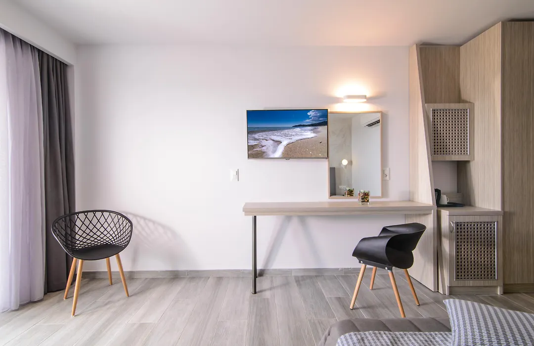 Lagomandra Hotel And Spa-1